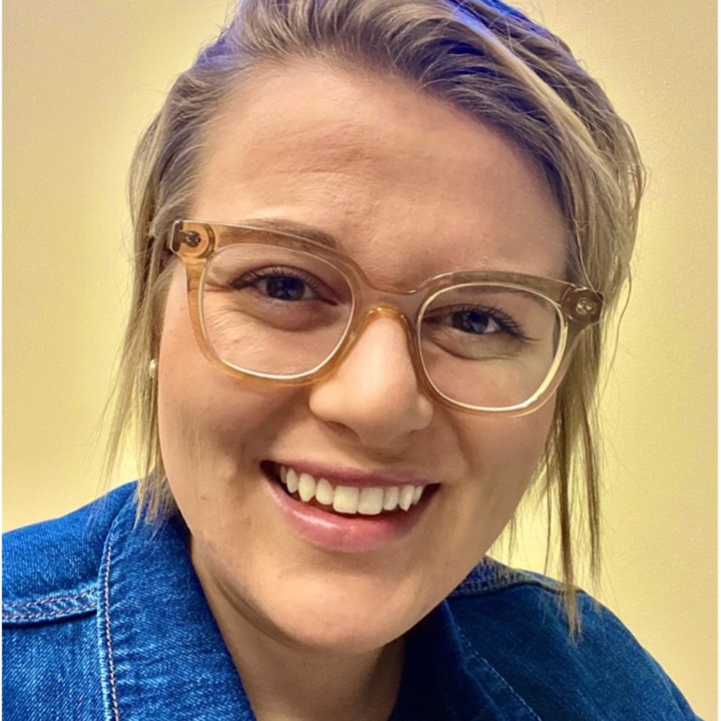 photo of Laura Carpenter